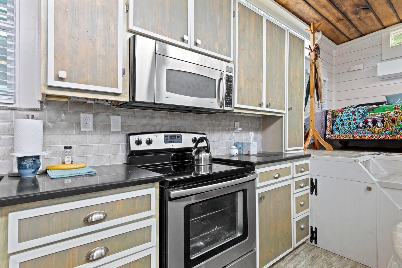 Custom 2BR/1BA Tiny House on Wheels photo 1