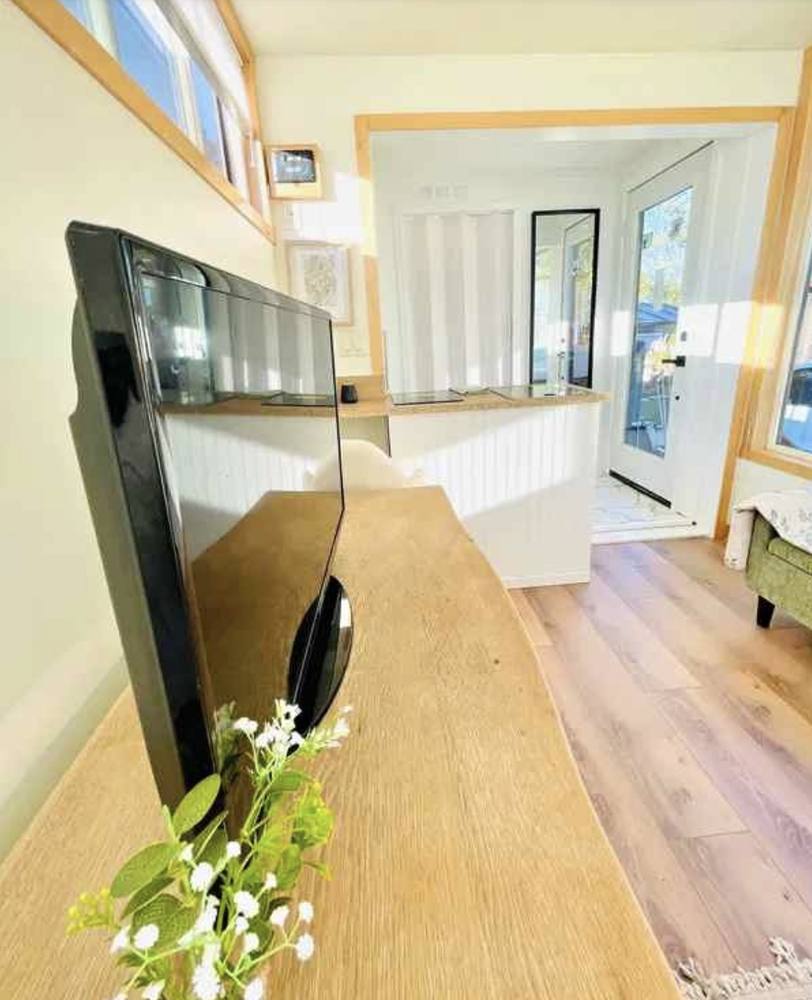 Brand New Never-Used Tiny Home photo 1