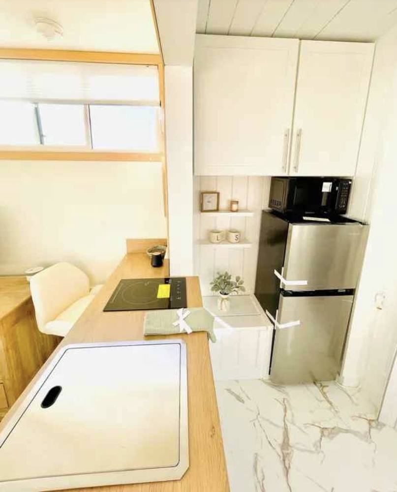 Brand New Never-Used Tiny Home photo 4