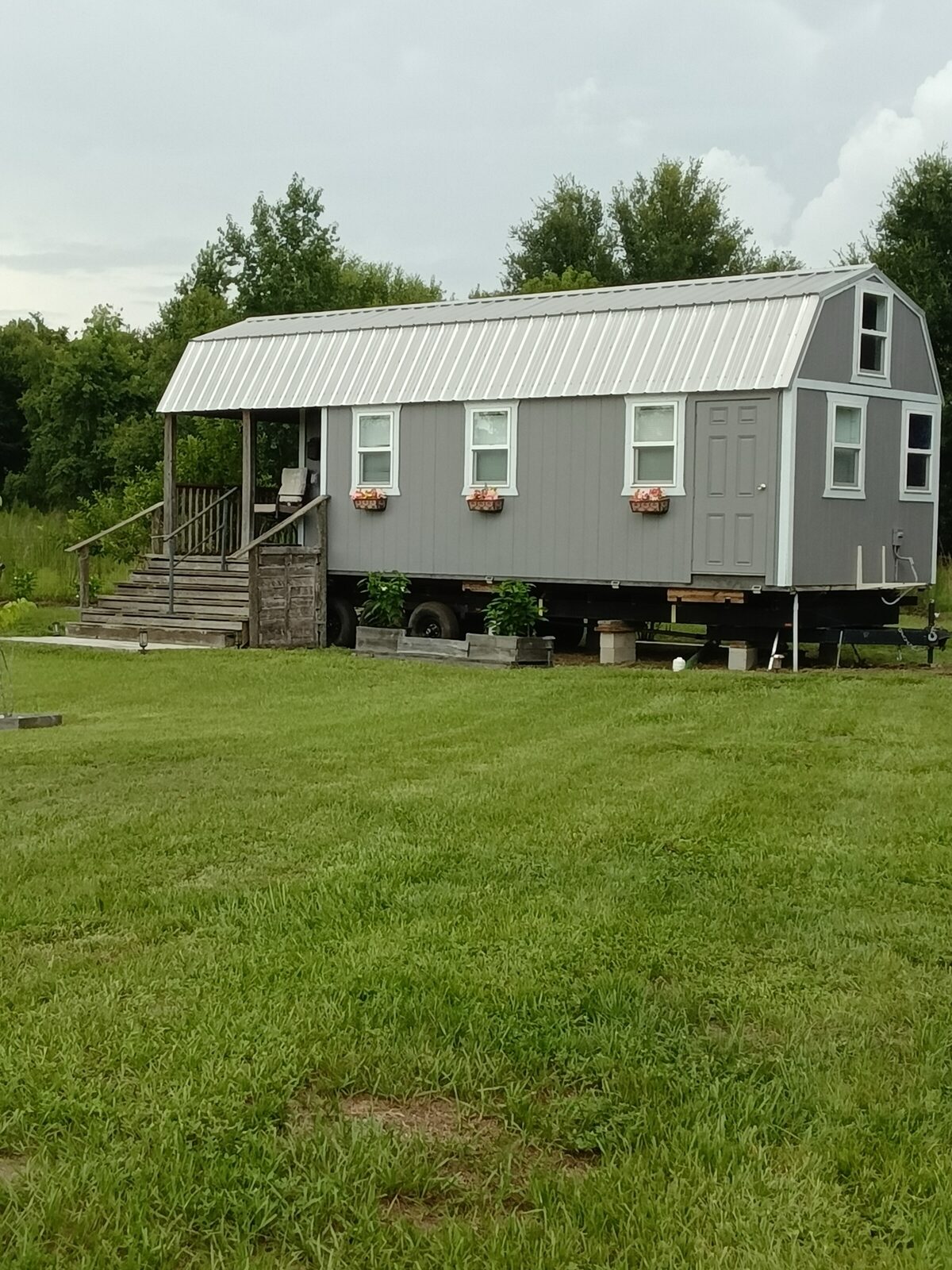 2 Bed, 1 Bath — Luxury Tiny Home — Clean Title photo 9